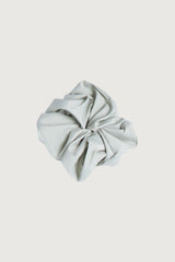 OVERSIZED SCRUNCHIE