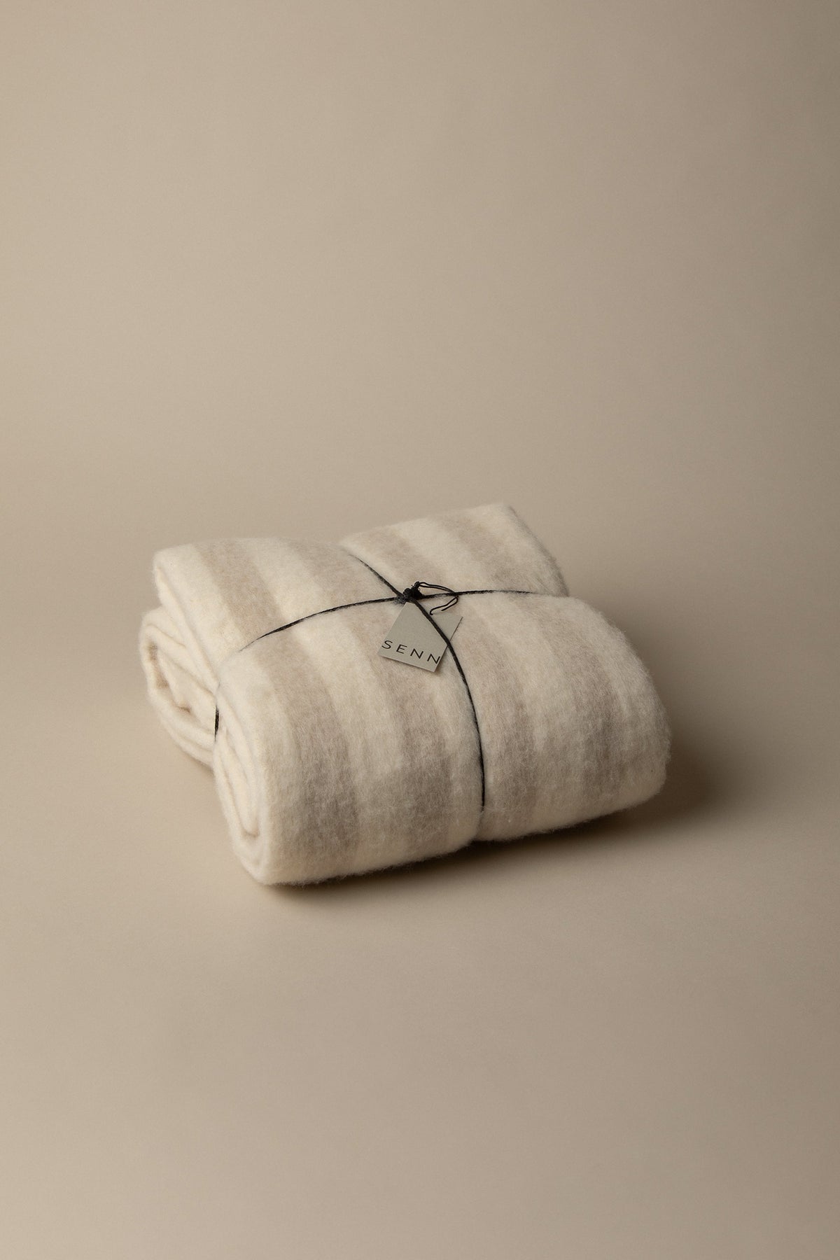 LINEA WOOL BLEND THROW