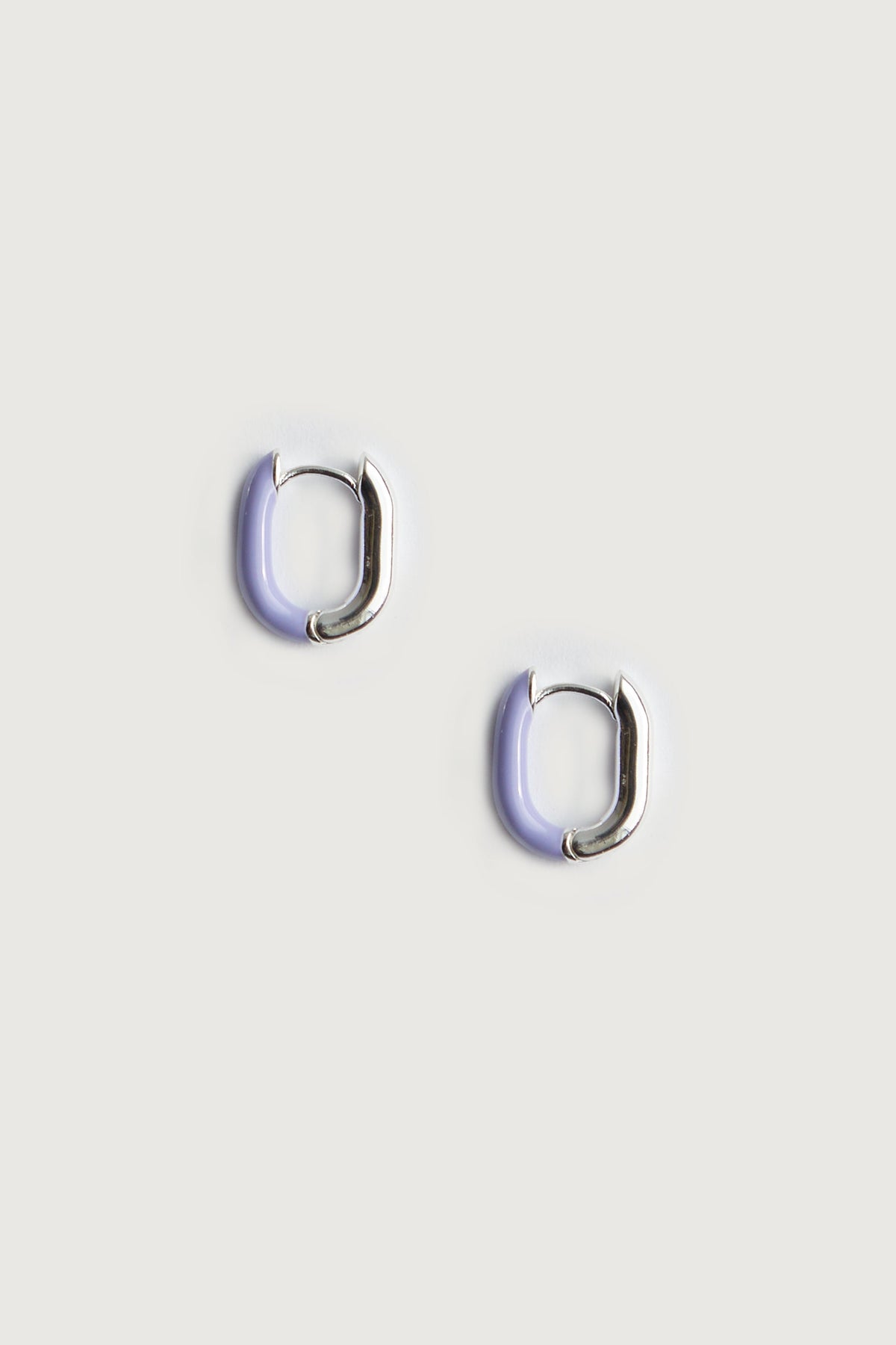 HALF ENAMEL OVAL HOOPS