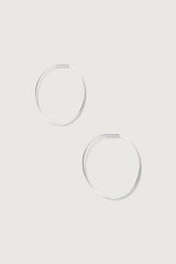 MEDIUM DAINTY HOOP