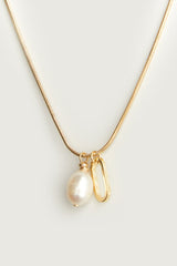 NECKLACE WITH PEARL