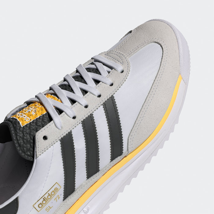SL 72 RS Cloud White / Core Black / Spark